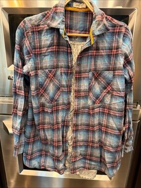 Taylor & Sage Blue and Pink Plaid Button-Down Shirt